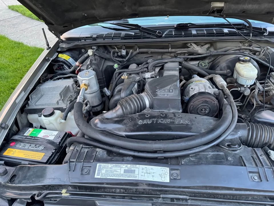 2001 Chevrolet S-10 - Image 8 of 12