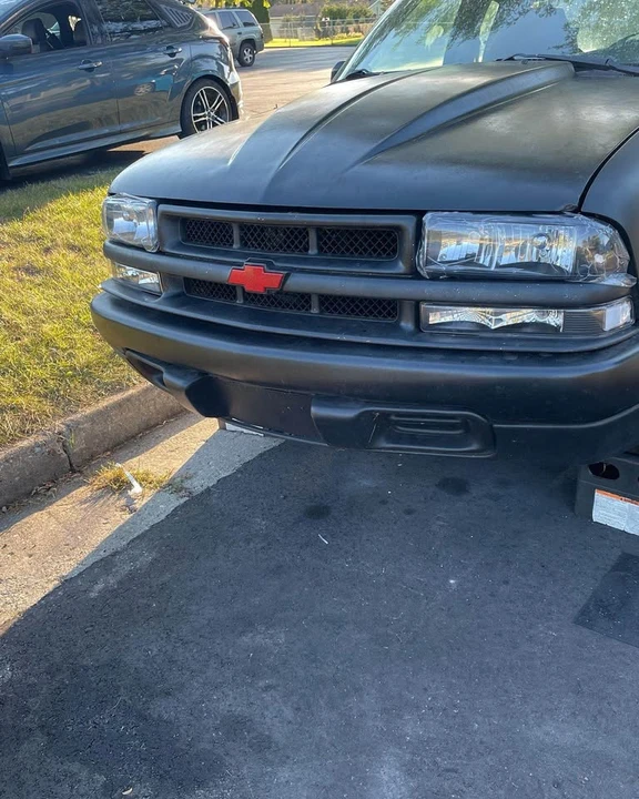 2001 Chevrolet S-10 - Image 3 of 6