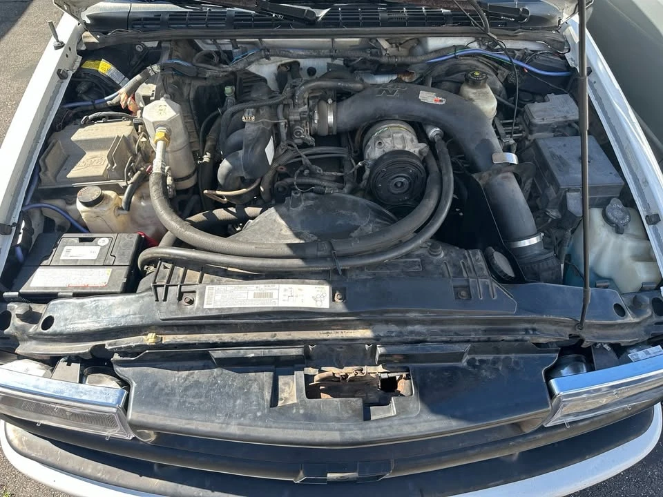 2001 Chevrolet S-10 - Image 18 of 19