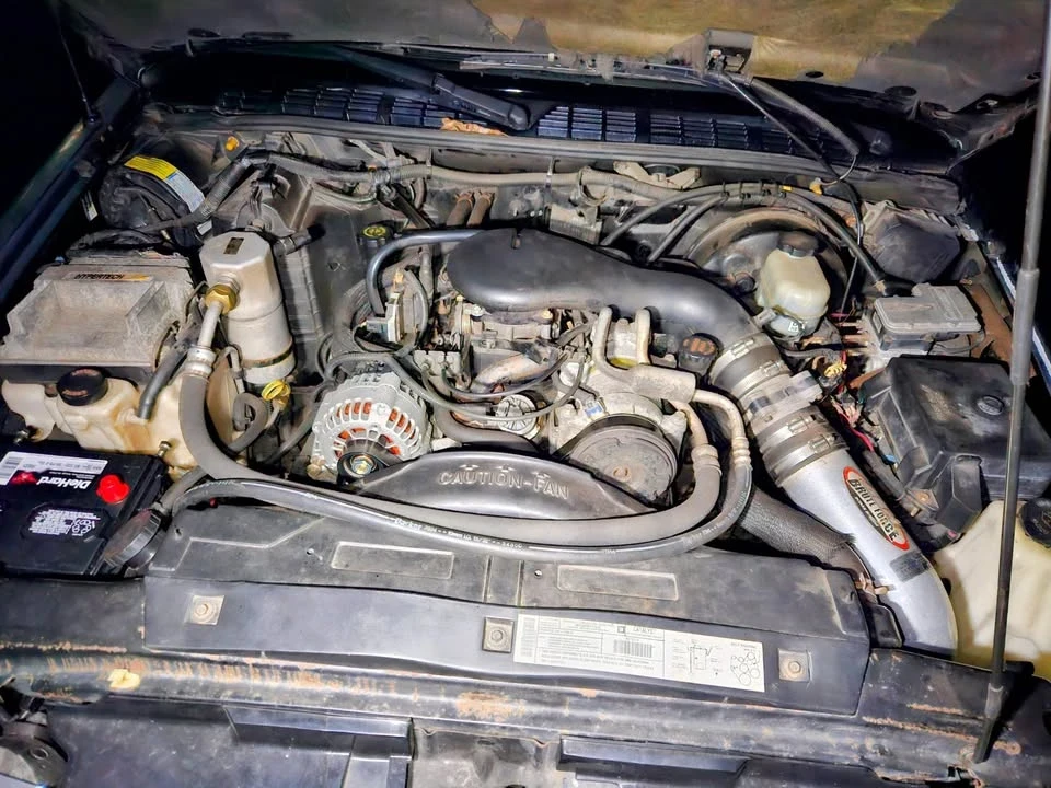 2001 Chevrolet S-10 - Image 4 of 8
