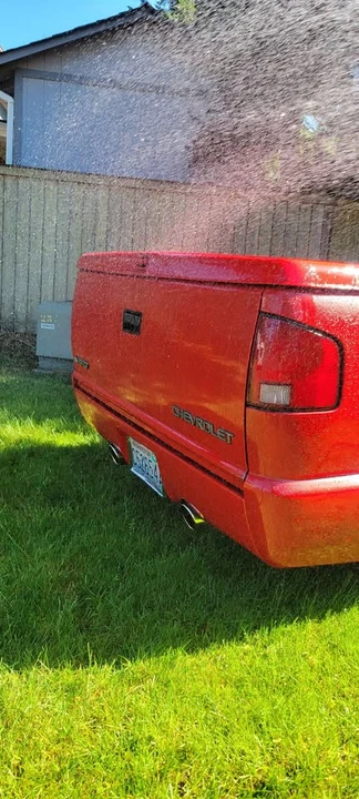 2001 Chevrolet S-10 - Image 4 of 19