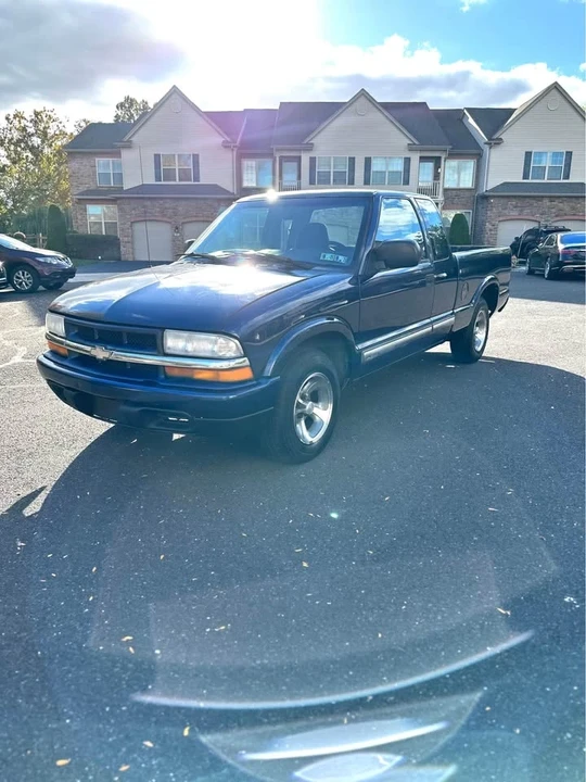 2001 Chevrolet S-10 - Image 12 of 20