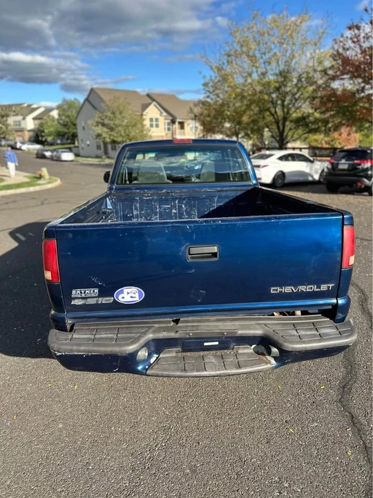 2001 Chevrolet S-10 - Image 7 of 20