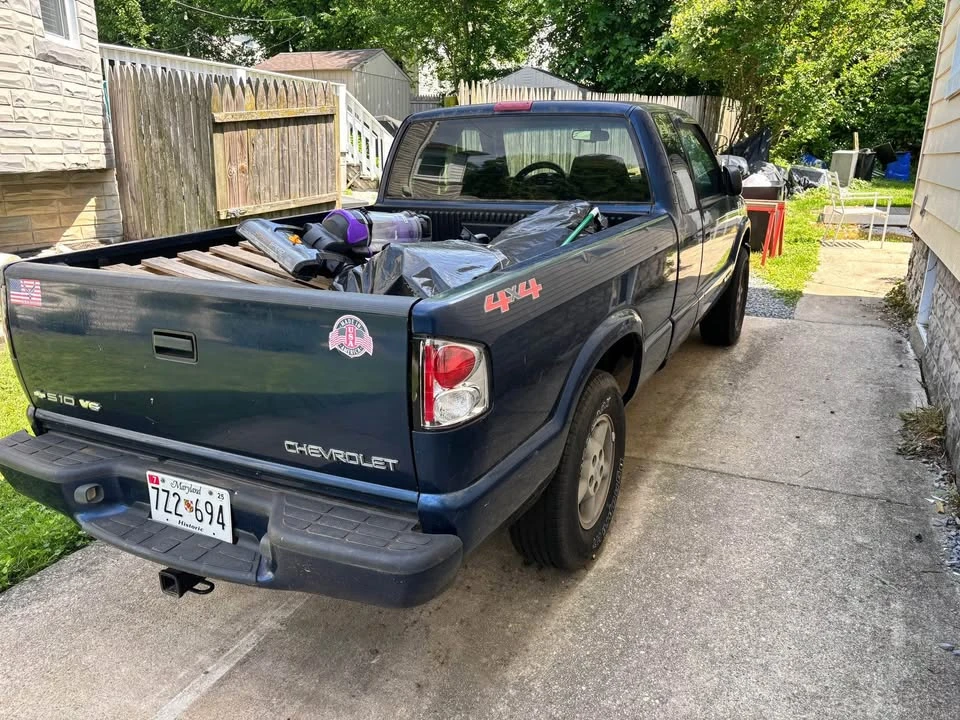 2001 Chevrolet S-10 - Image 3 of 8