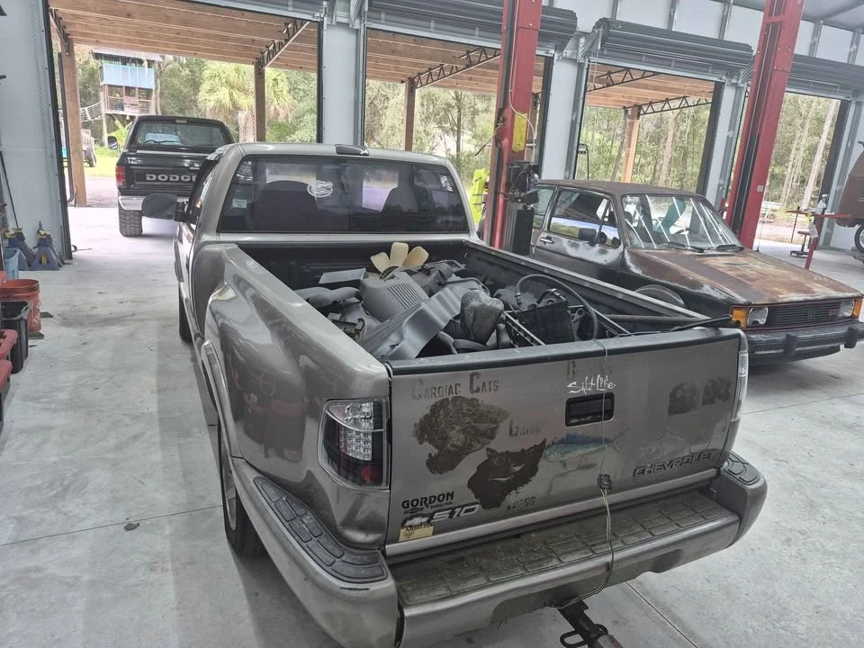 2001 Chevrolet S-10 - Image 4 of 5