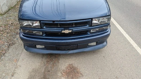 2001 Chevrolet S-10 - Image 8 of 9