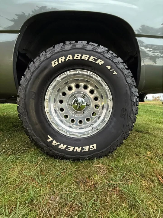 2001 Chevrolet Silverado 1st Gen - Image 10 of 15