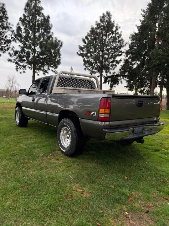 2001 Chevrolet Silverado 1st Gen - Image 4 of 15