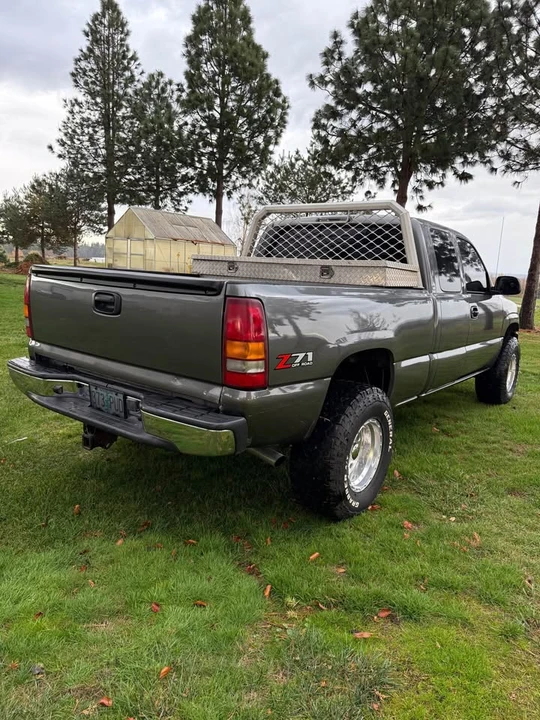 2001 Chevrolet Silverado 1st Gen - Image 3 of 15