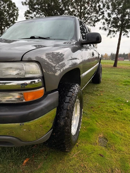 2001 Chevrolet Silverado 1st Gen - Image 7 of 15