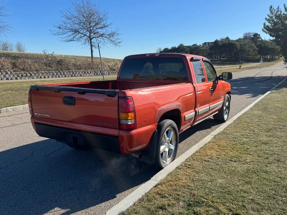 2001 Chevrolet Silverado 1st Gen - Image 4 of 11