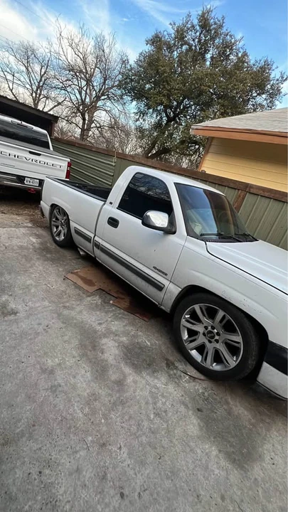 2001 Chevrolet Silverado 1st Gen - Image 4 of 4