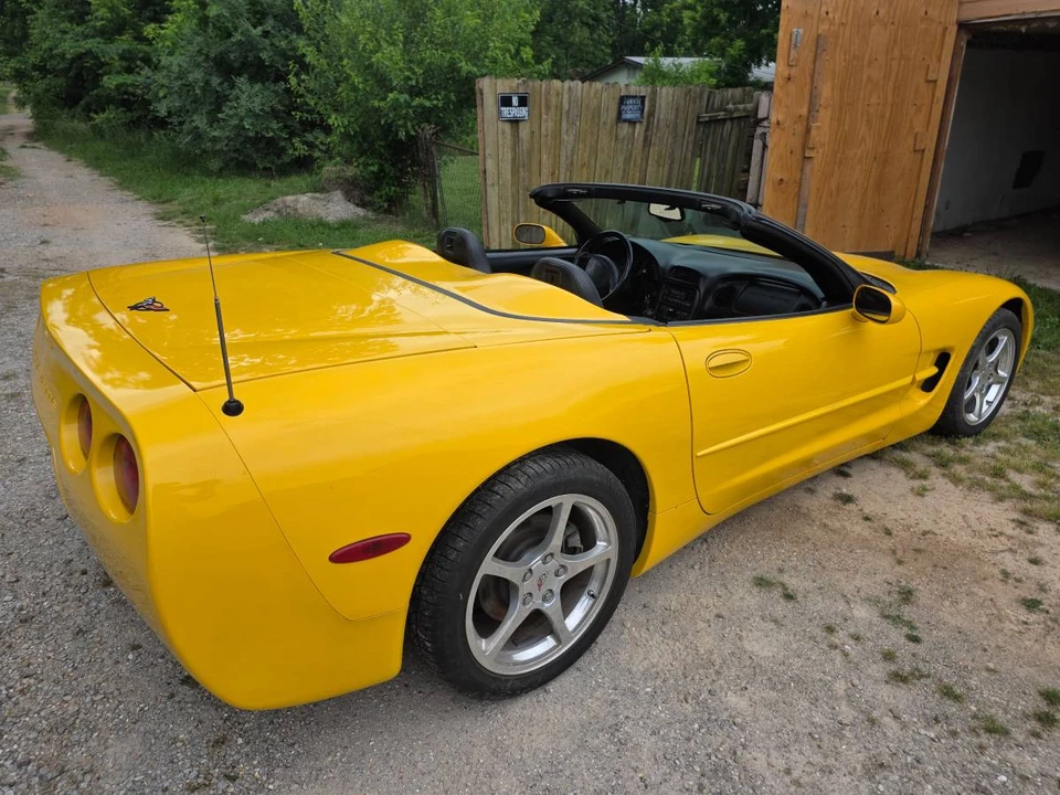 2001 Chevrolet Corvette C5 - Image 7 of 16