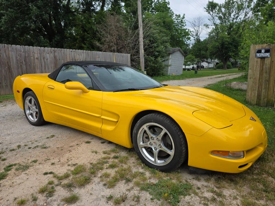 2001 Chevrolet Corvette C5 - Image 2 of 16