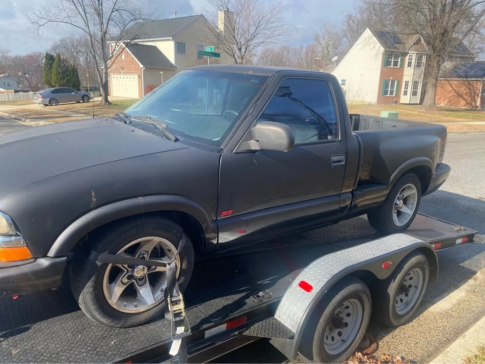 2001 Chevrolet Silverado 1st Gen - Image 3 of 5