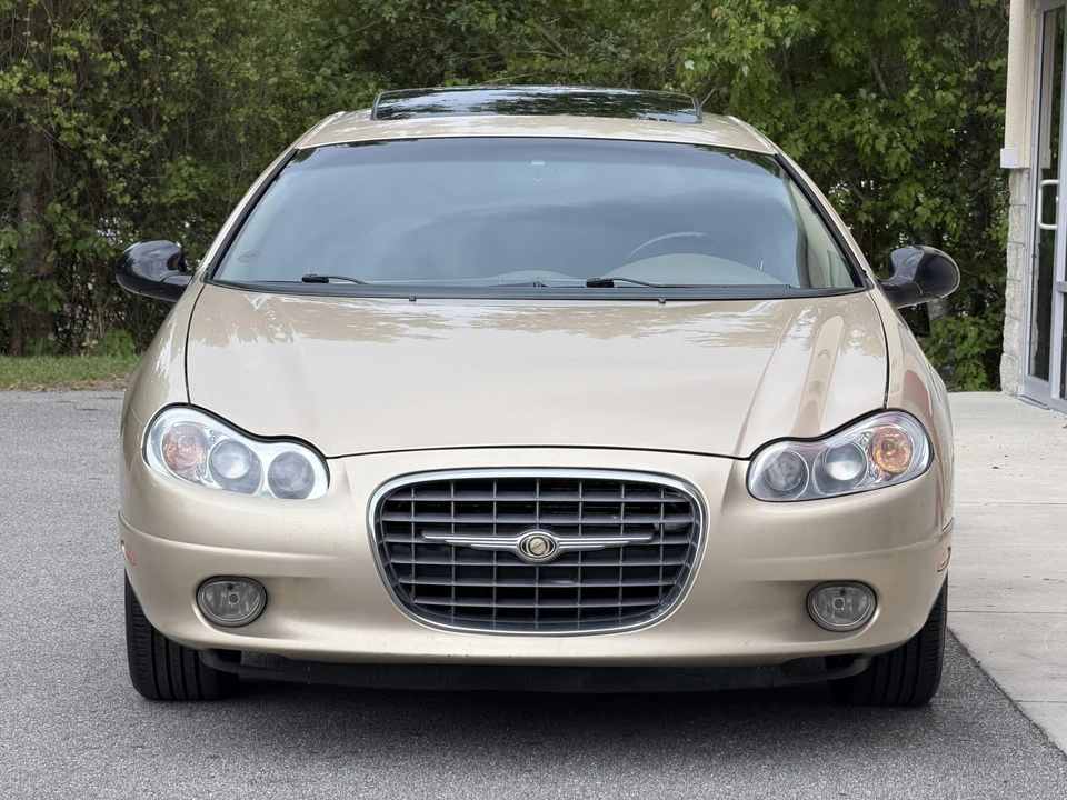 2001 Chrysler Concorde - Image 2 of 31