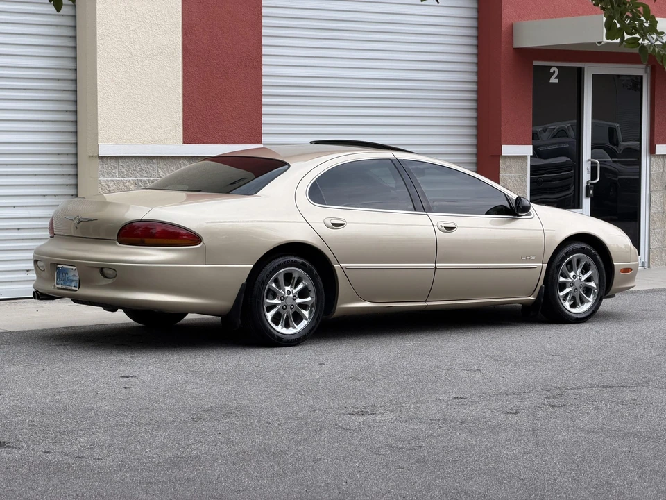 2001 Chrysler Concorde - Image 5 of 31
