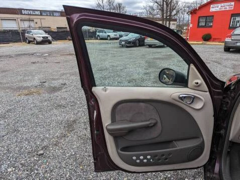 2001 Chrysler PT Cruiser - Image 16 of 20