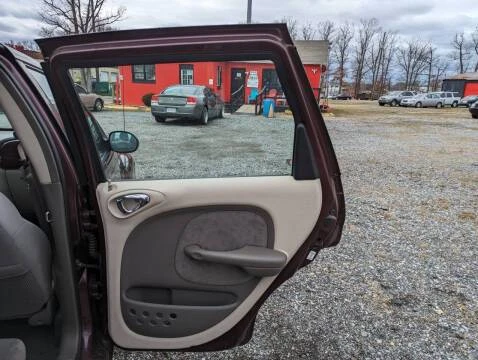 2001 Chrysler PT Cruiser - Image 13 of 20