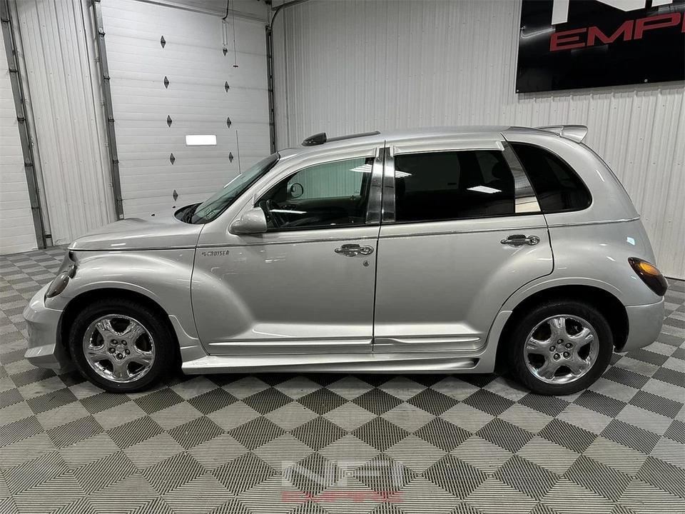 2001 Chrysler PT Cruiser - Image 2 of 31