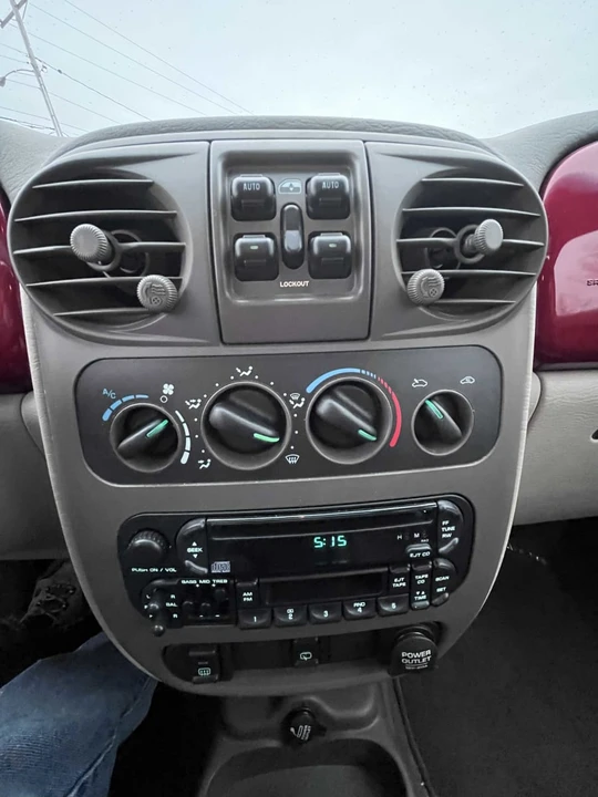 2001 Chrysler PT Cruiser - Image 30 of 31