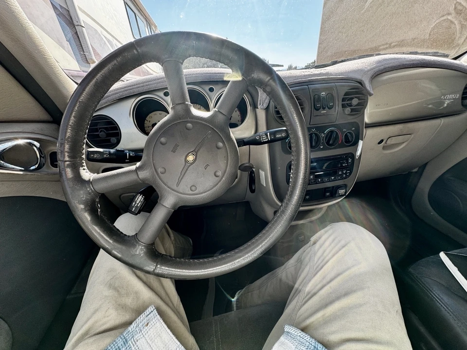2001 Chrysler PT Cruiser - Image 13 of 14