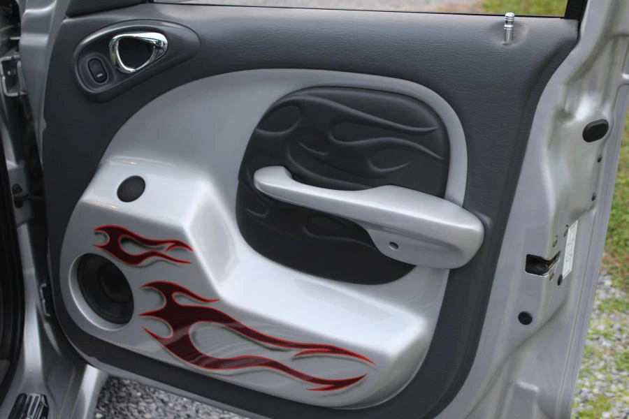 2001 Chrysler PT Cruiser - Image 9 of 18