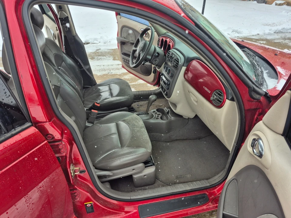 2001 Chrysler PT Cruiser - Image 9 of 19