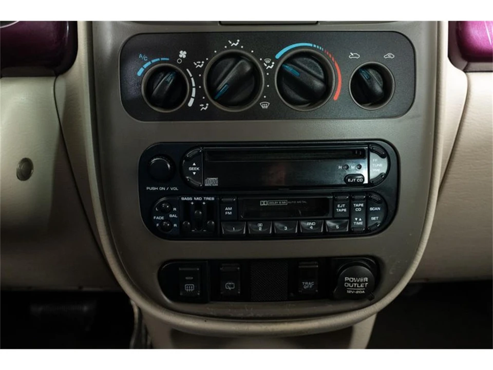 2001 Chrysler PT Cruiser - Image 30 of 31