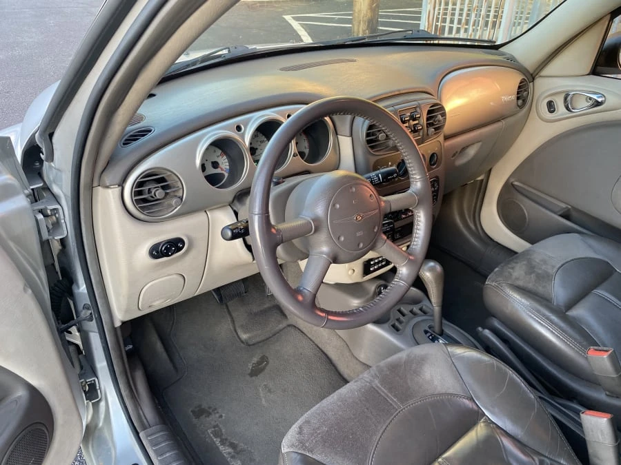 2001 Chrysler PT Cruiser - Image 10 of 20