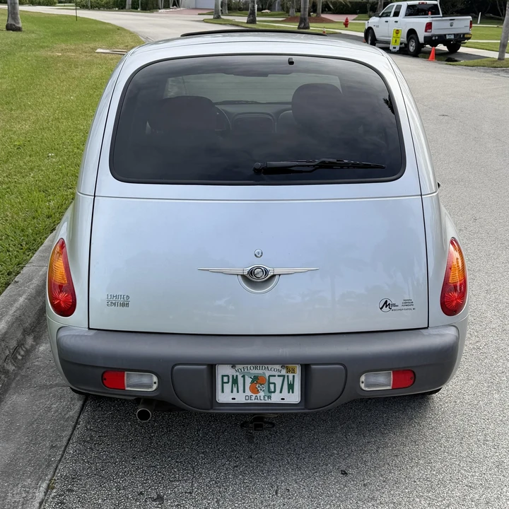 2001 Chrysler PT Cruiser - Image 10 of 12
