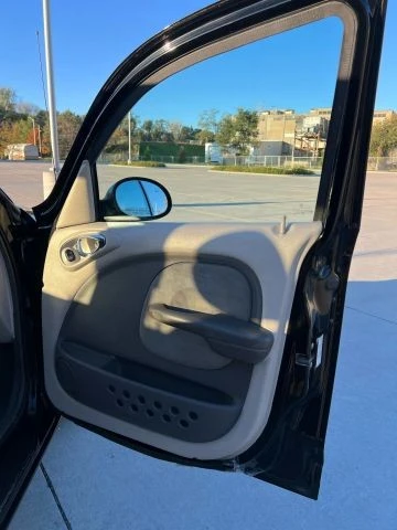 2001 Chrysler PT Cruiser - Image 13 of 21