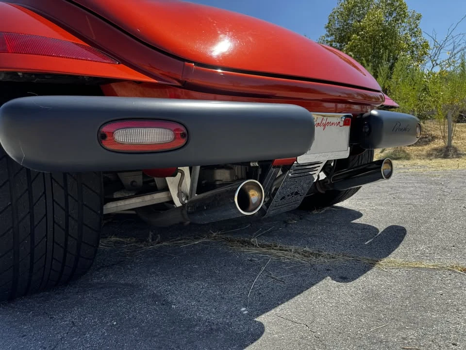 2001 Chrysler Prowler - Image 15 of 17