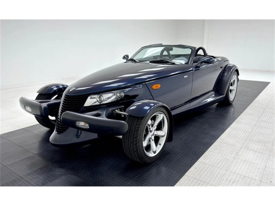 2001 Chrysler Prowler - Image 2 of 31