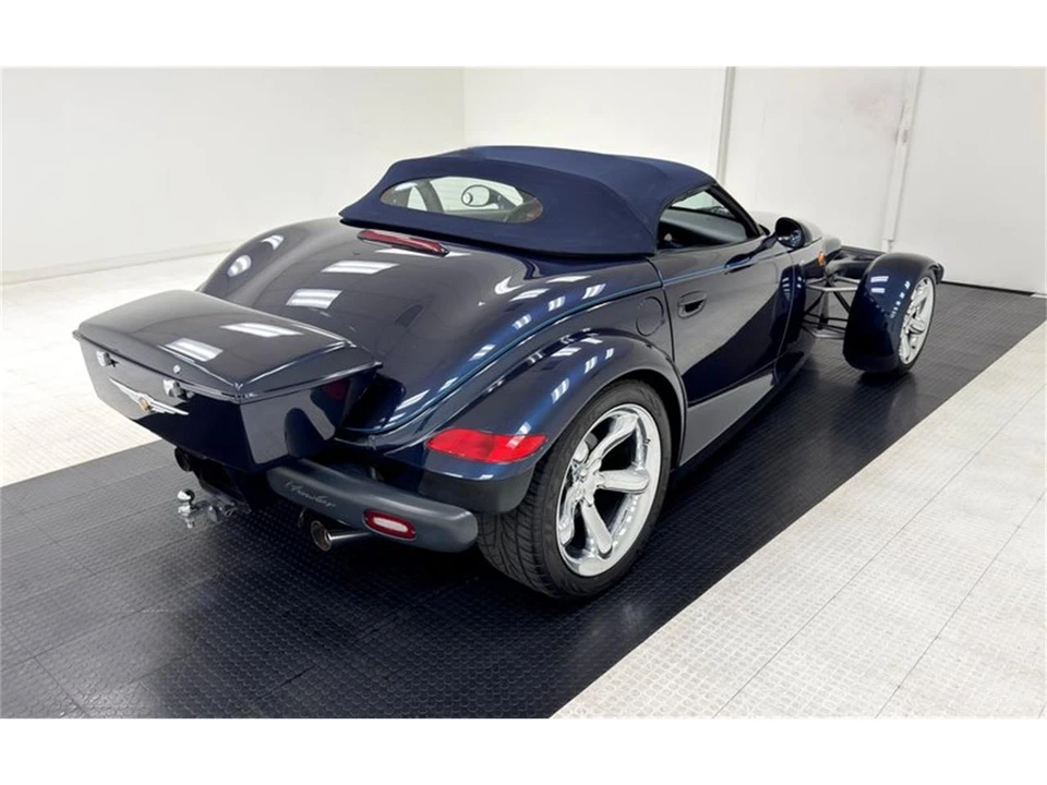2001 Chrysler Prowler - Image 9 of 31