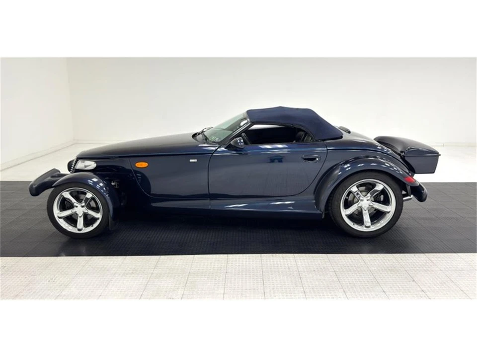 2001 Chrysler Prowler - Image 3 of 31