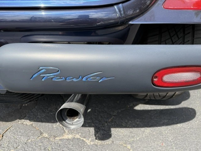 2001 Chrysler Prowler - Image 16 of 17