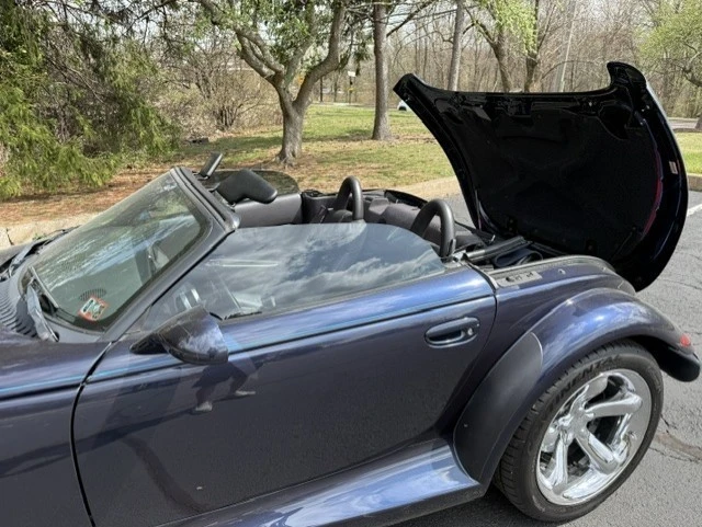 2001 Chrysler Prowler - Image 2 of 17
