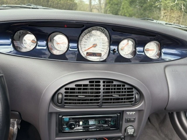 2001 Chrysler Prowler - Image 11 of 17