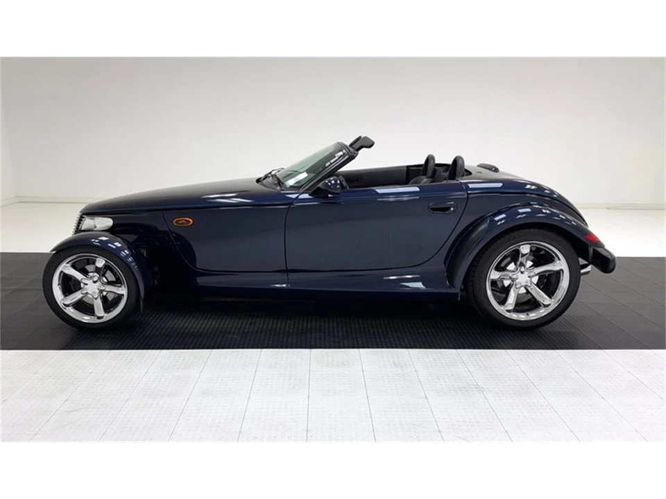 2001 Chrysler Prowler - Image 4 of 31
