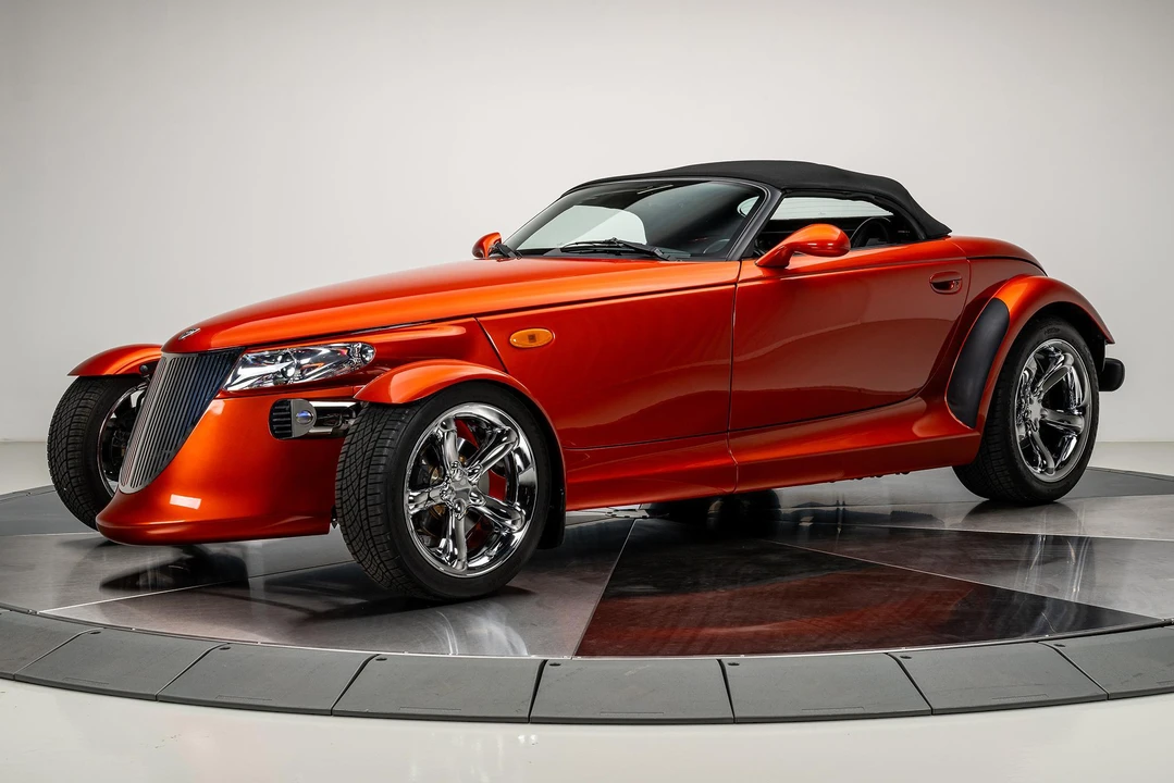 2001 Chrysler Prowler - Image 13 of 31