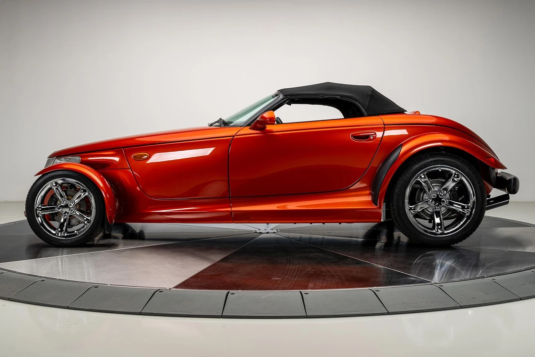 2001 Chrysler Prowler - Image 14 of 31