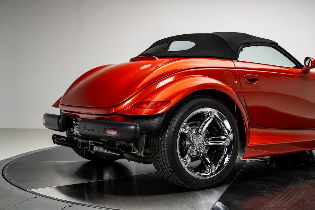 2001 Chrysler Prowler - Image 27 of 31