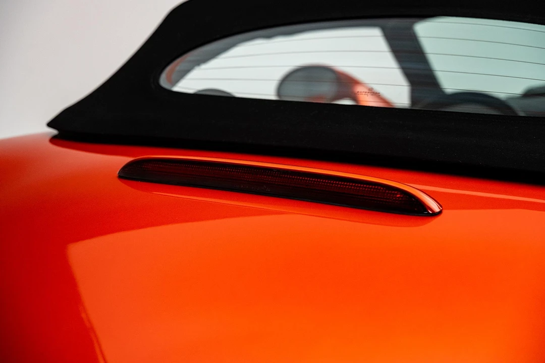 2001 Chrysler Prowler - Image 23 of 31