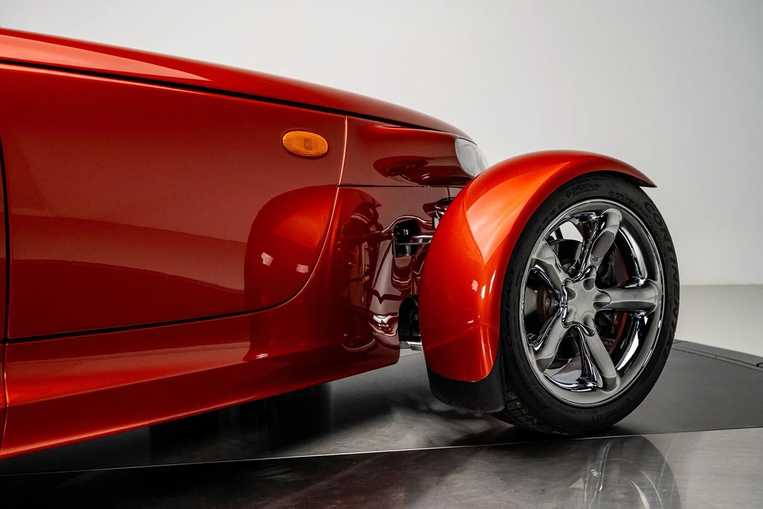 2001 Chrysler Prowler - Image 29 of 31
