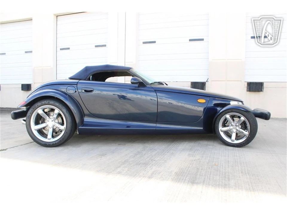 2001 Chrysler Prowler - Image 26 of 31