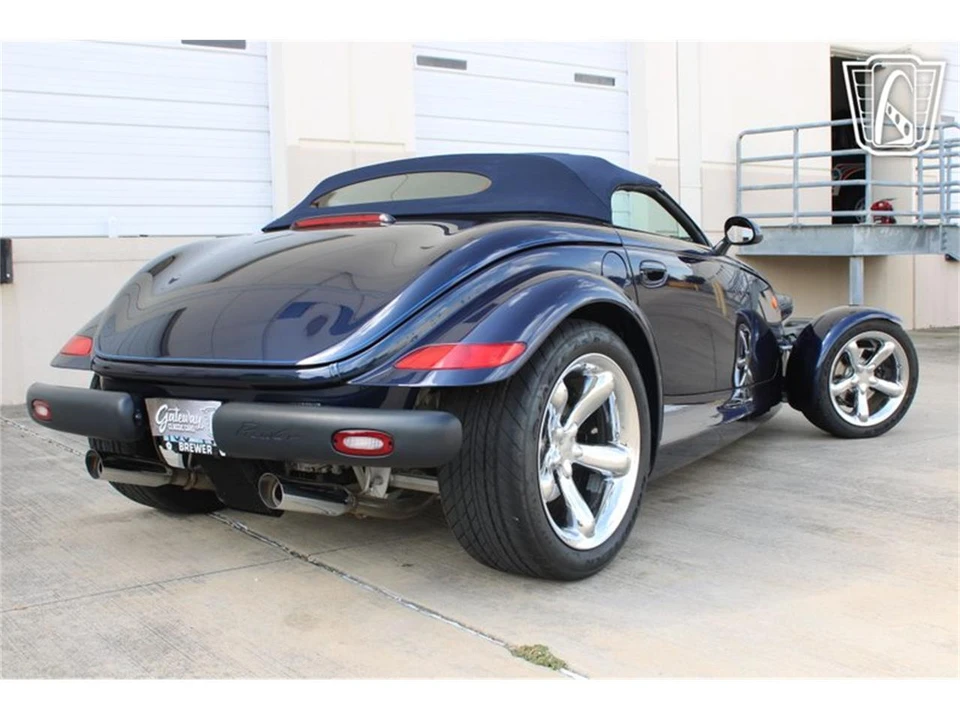 2001 Chrysler Prowler - Image 29 of 31