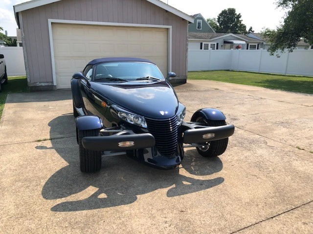 2001 Chrysler Prowler - Image 2 of 10