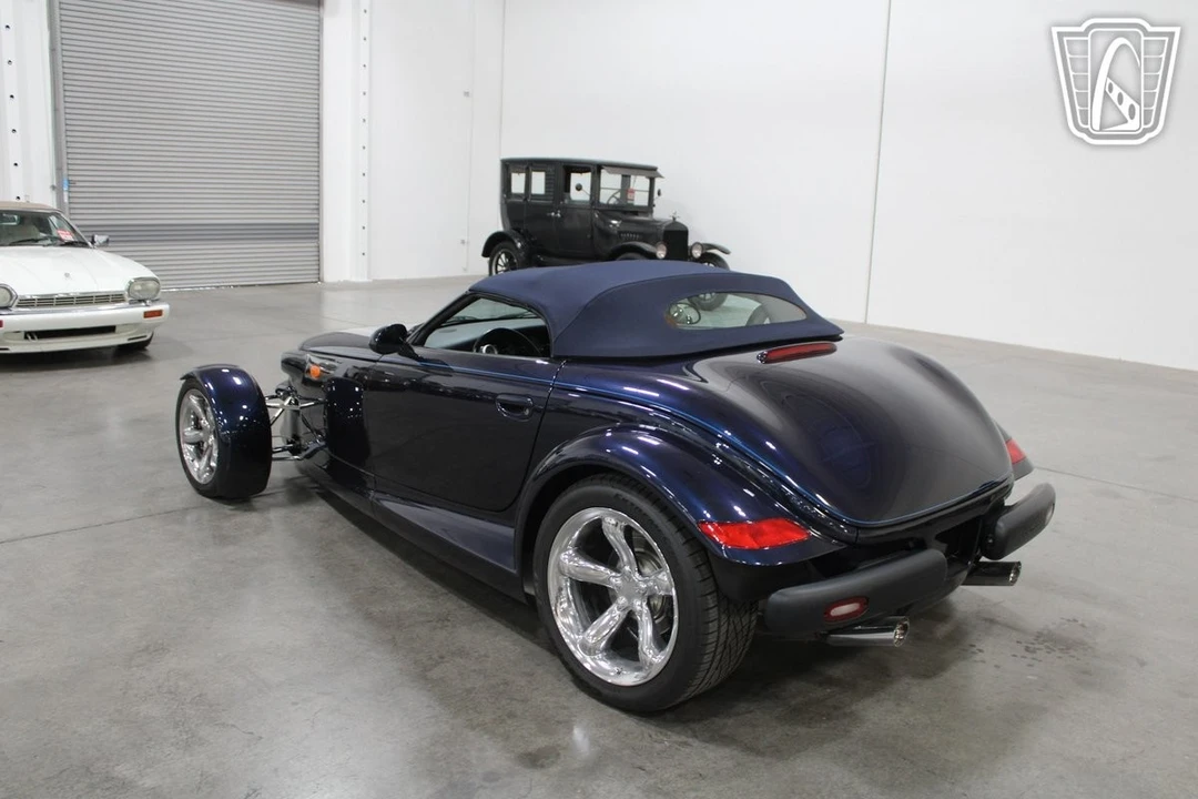 2001 Chrysler Prowler - Image 10 of 21
