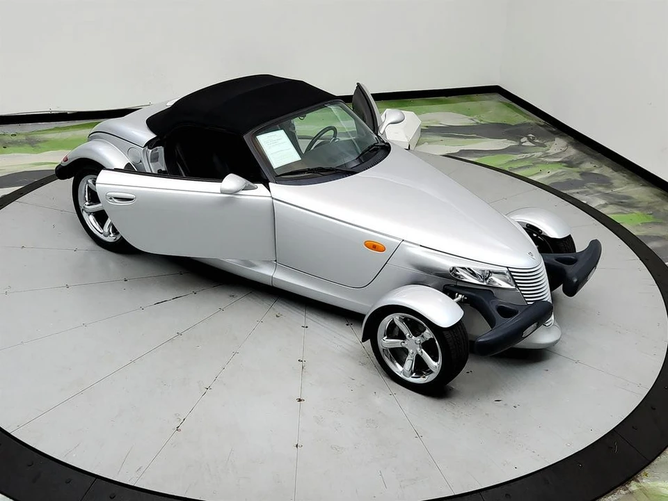 2001 Chrysler Prowler - Image 30 of 31
